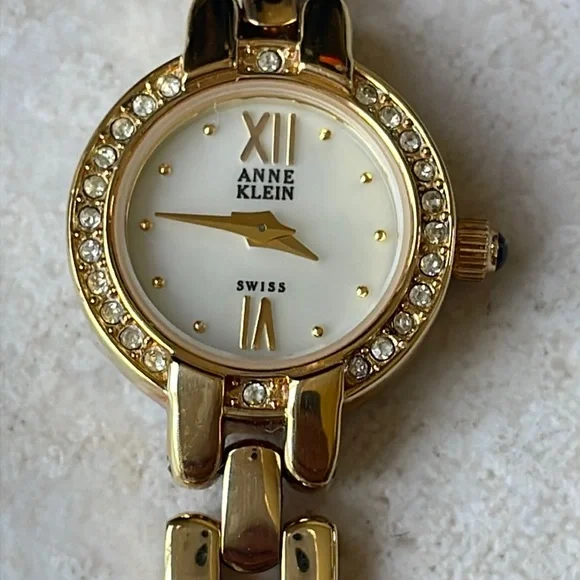 Anne Klein | Accessories | Anne Klein Swiss Lady Battery  display picture 2